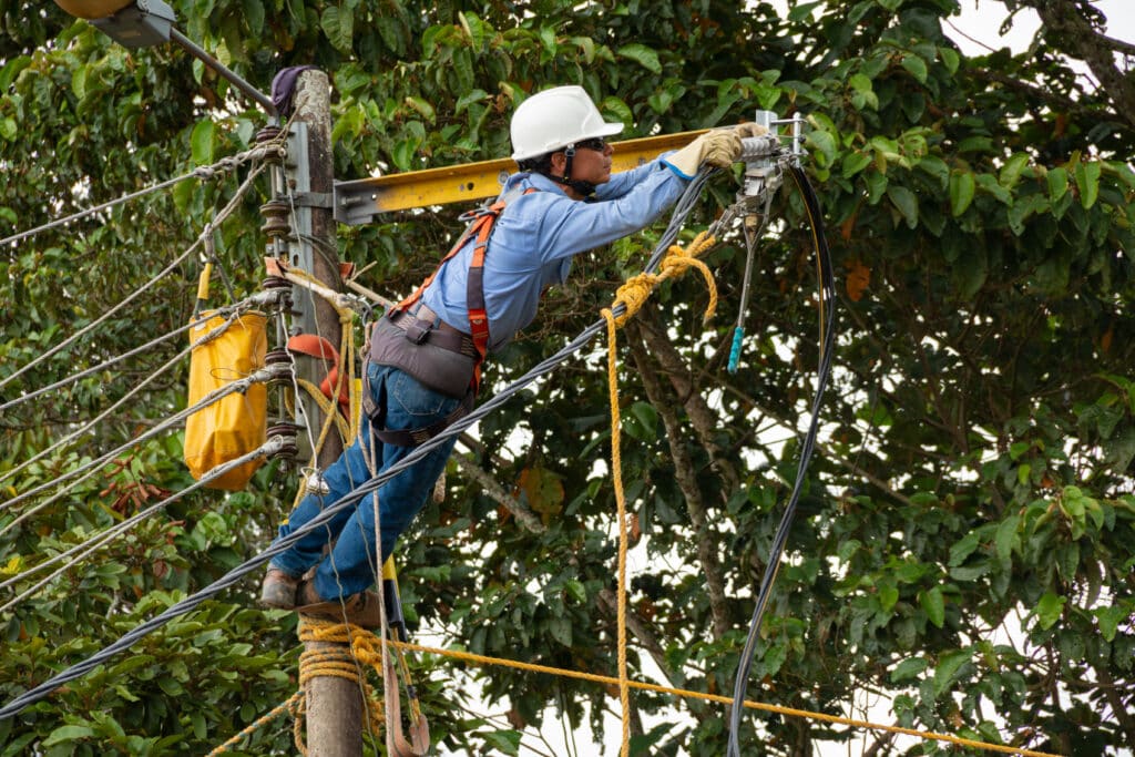 Importância dos Equipamentos de Segurança no Trabalho: Protegendo a Vida e a Integridade dos Funcionários